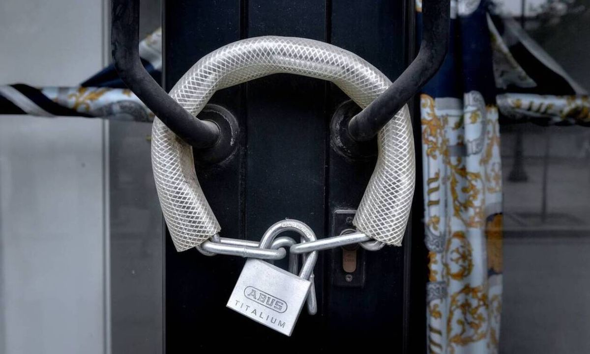 «Λουκέτο» για 48 ώρες σε επιχειρήσεις που δεν διαβιβάζουν τις ηλεκτρονικές αποδείξεις τους στο TAXIS