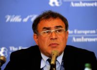 Ρουμπινί: «Lehman moment» για την Ευρώπη η Credit Suisse