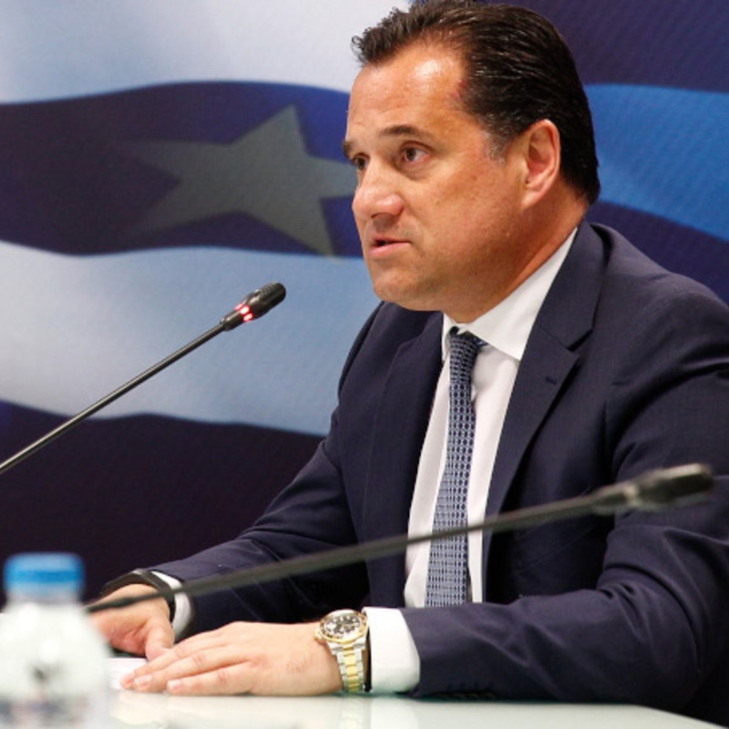 Άδωνις: Ο αποδοτικός υπουργός