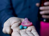 Le Monde: Η επικίνδυνη μόδα του «Chemsex»