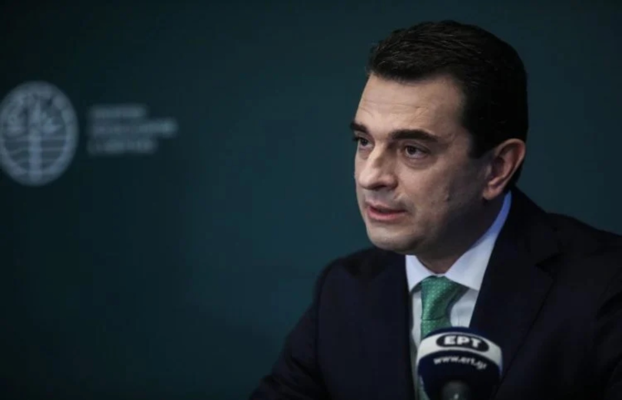 Σκρέκας: Θα δούμε αν χρειάζεται να υπάρξει επιδότηση ρεύματος τον Απρίλιο