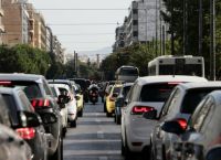 Τέλη κυκλοφορίας με τον μήνα, χωρίς «πέναλτι» των 100 ευρώ οι εκπρόθεσμες δηλώσεις