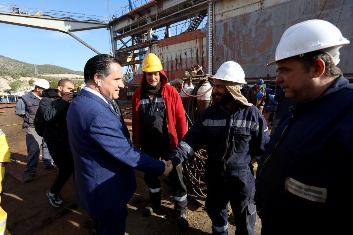 Άδωνις από Ναυπηγεία Ελευσίνας: Σήμερα βλέπουμε ένα μικρό θαύμα