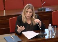 Συρεγγέλα: Η κυβέρνηση κάνει τολμηρά βήματα για την επίτευξη της πραγματικής ισότητας των φύλων
