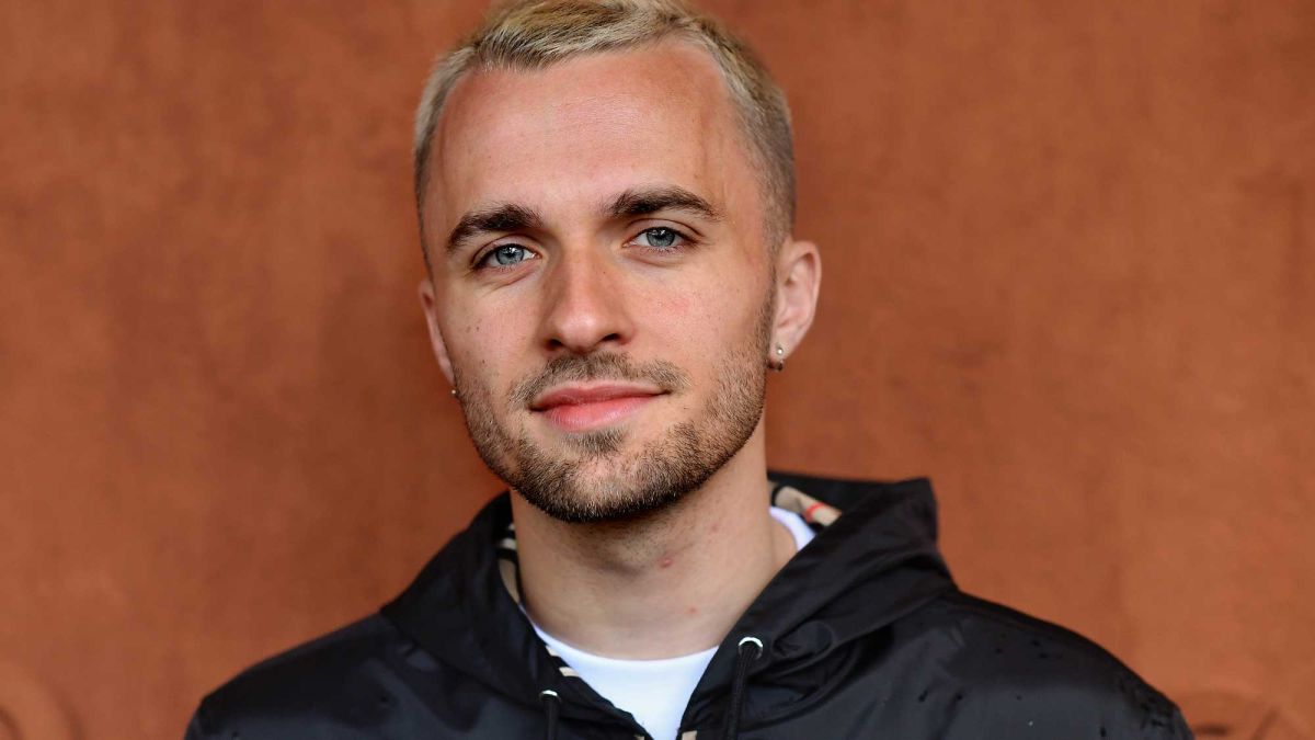 Le Figaro: Ο Youtuber Squeezie αποχωρεί από την πλατφόρμα των  influencer