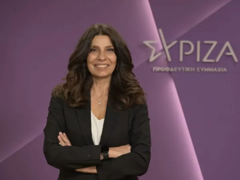 SYRIZA spokeswoman: Authorities must provide official missing list for train accident