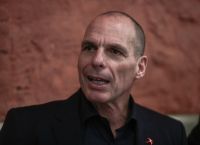 ΜεΡΑ25-ΚΚΕ: «Αυτά έχει η αριστερά, δυστυχώς» απαντά ο Βαρουφάκης στo KKE