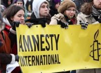 Διεθνής Αμνηστία: Καταλογίζει φαρισαϊσμό στην Δύση