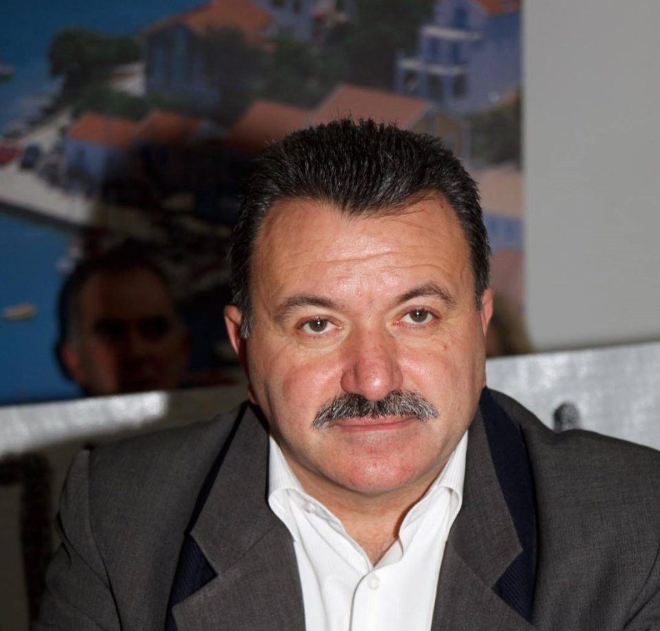 Γαλιατσάτος: Γιατί αποκλείετε τους εργαζόμενους της ΠΙΝ από το επίδομα διαβίωσης;