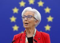 ΕΚΤ: «Απειλή» Λαγκάρντ για νέο γύρο αυξήσεων επιτοκίων ΕΚΤ: «Απειλή» Λαγκάρντ για νέο γύρο αυξήσεων επιτοκίων