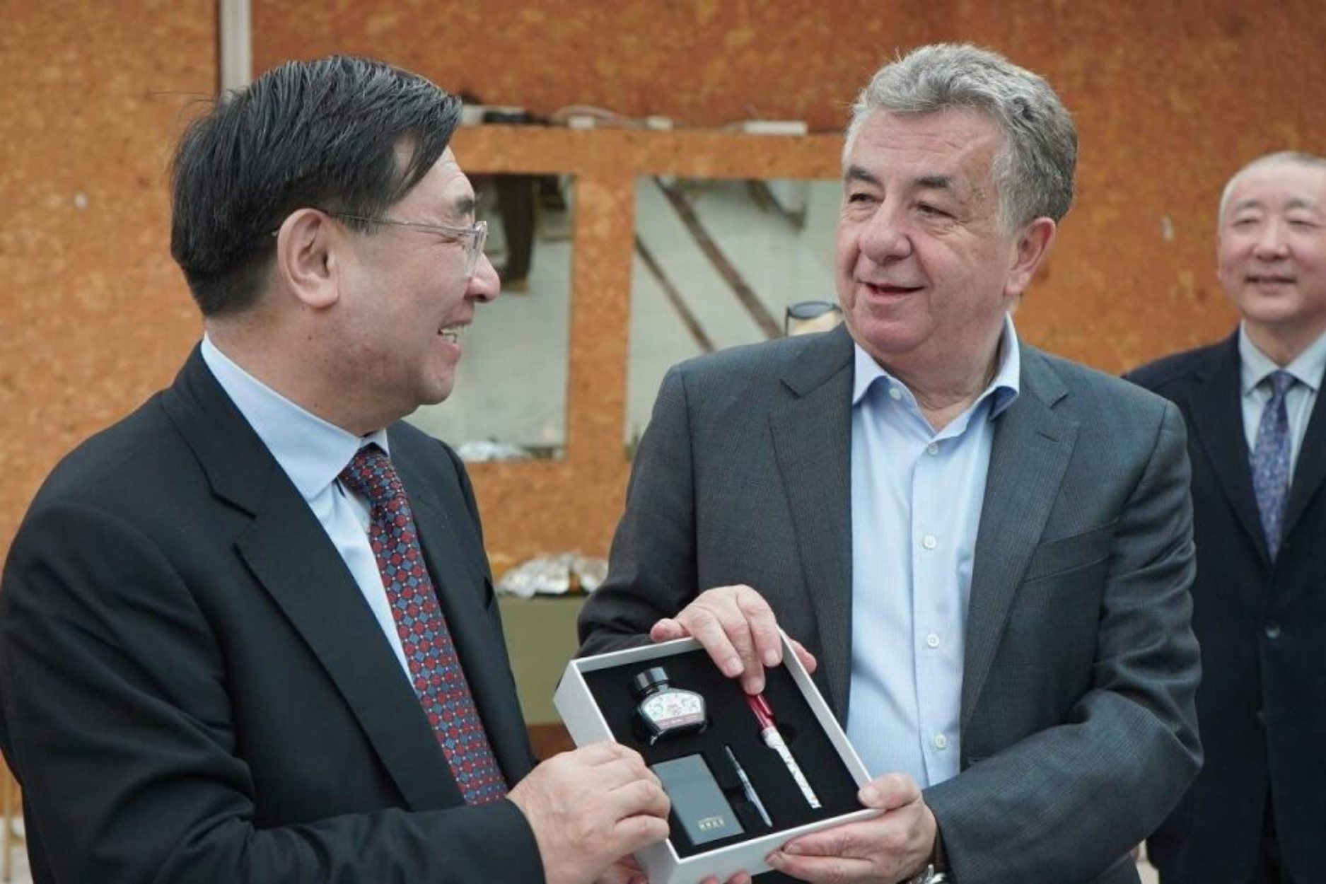 Κρήτη: Επίσκεψη Κινέζου Υπουργού Πολιτισμού και Τουρισμού στο Μουσείο Καζαντζάκη
