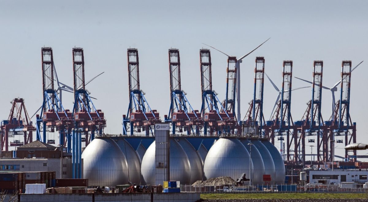 Ο OPEC+ μειώνει την ημερήσια παραγωγή πετρελαίου κατά 1,16 εκατ. βαρέλια