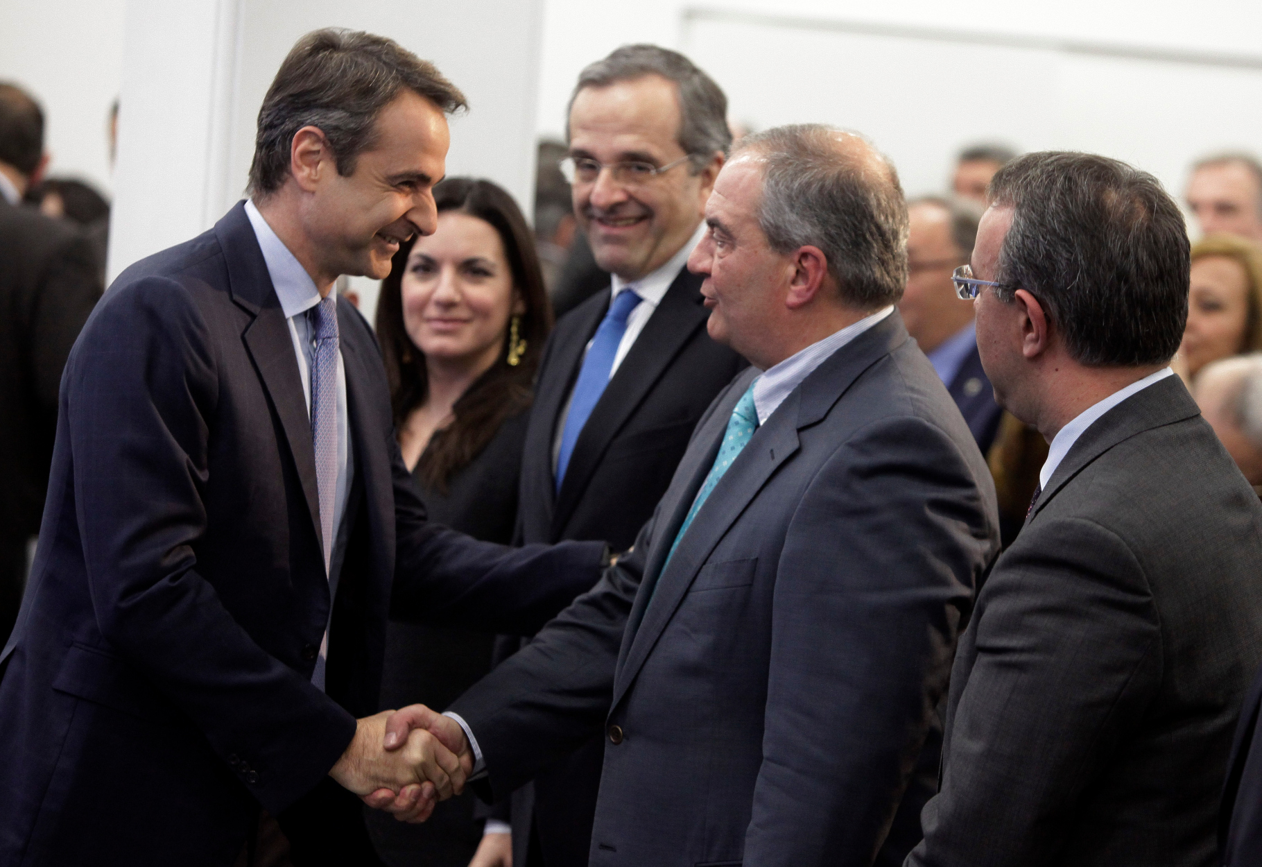 ΝΔ: Μήνυμα ενότητας με την συμμετοχή των κ. κ. Καραμανλή και Σαμαρά