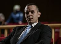 Ακροδεξιοί εμφύλιοι εν αναμονή της απόφασης για κόμμα Κασιδιάρη