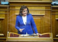 Ντόρα Μπακογιάννη: Υπαρκτό το σενάριο της «κυβέρνησης των ηττημένων»