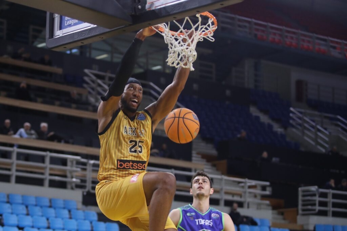 Οι GM του BCL θέλουν να… κλέψουν τον Μίτσελ της ΑΕΚ