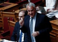 Βορίδης προς Τσίπρα: Αυτό είναι το μέτωπο με τον φασισμό; Να υιοθετείς τα επιχειρήματά τους;