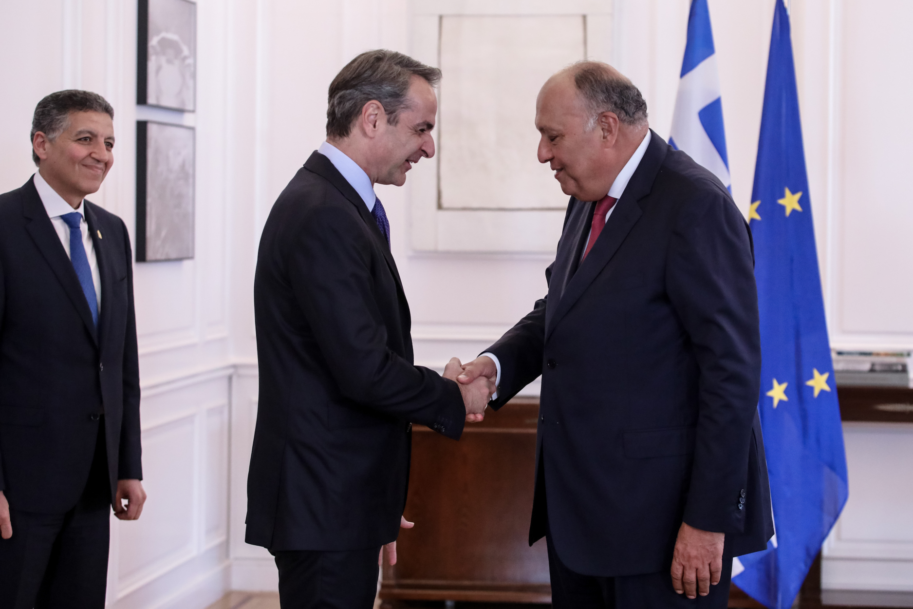 Στο επίκεντρο η ηλεκτρική διασύνδεση Ελλάδας – Αιγύπτου στη συνάντηση Μητσοτάκη Σούκρι