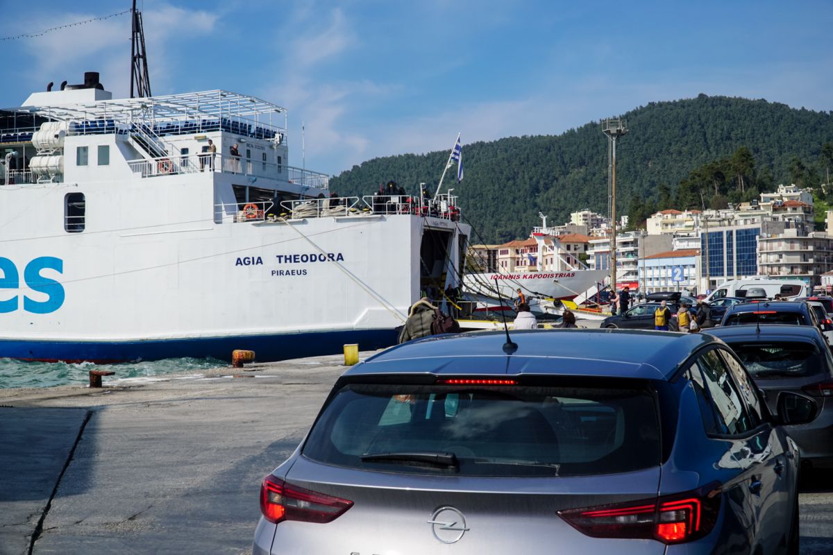 Easter 2023: Full ships depart from Piraeus