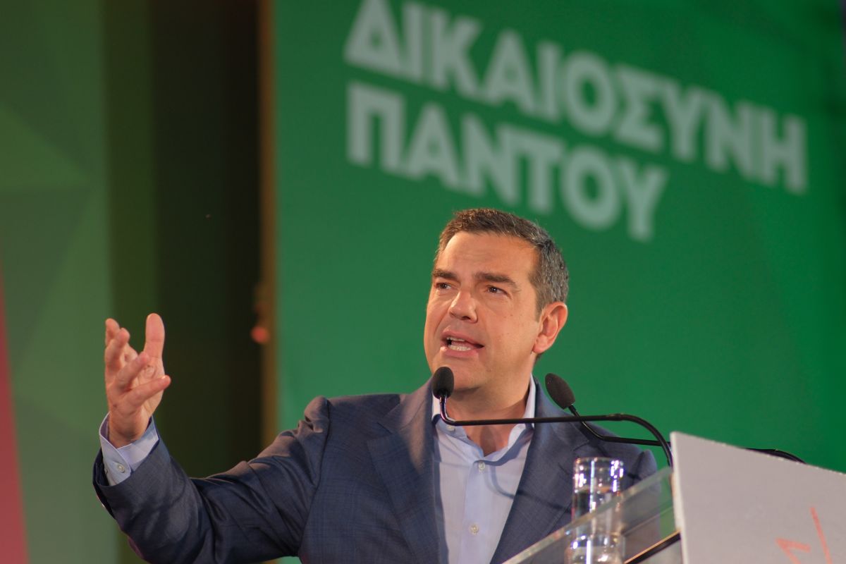 Τσίπρας και δημοσκοπήσεις