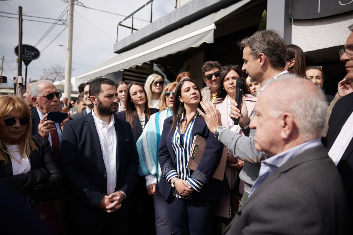 Μητσοτάκης από Σχηματάρι: Σταματήστε να παίζετε monopoly με τις ζωές και τις καταθέσεις των Ελλήνων