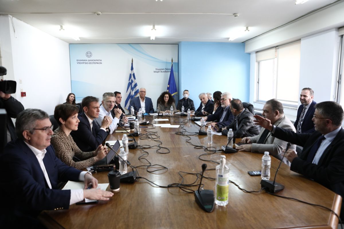 Εκλογές 2023: Ένα debate μεταξύ όλων των πολιτικών αρχηγών αποφάσισε η Διακομματική Επιτροπή