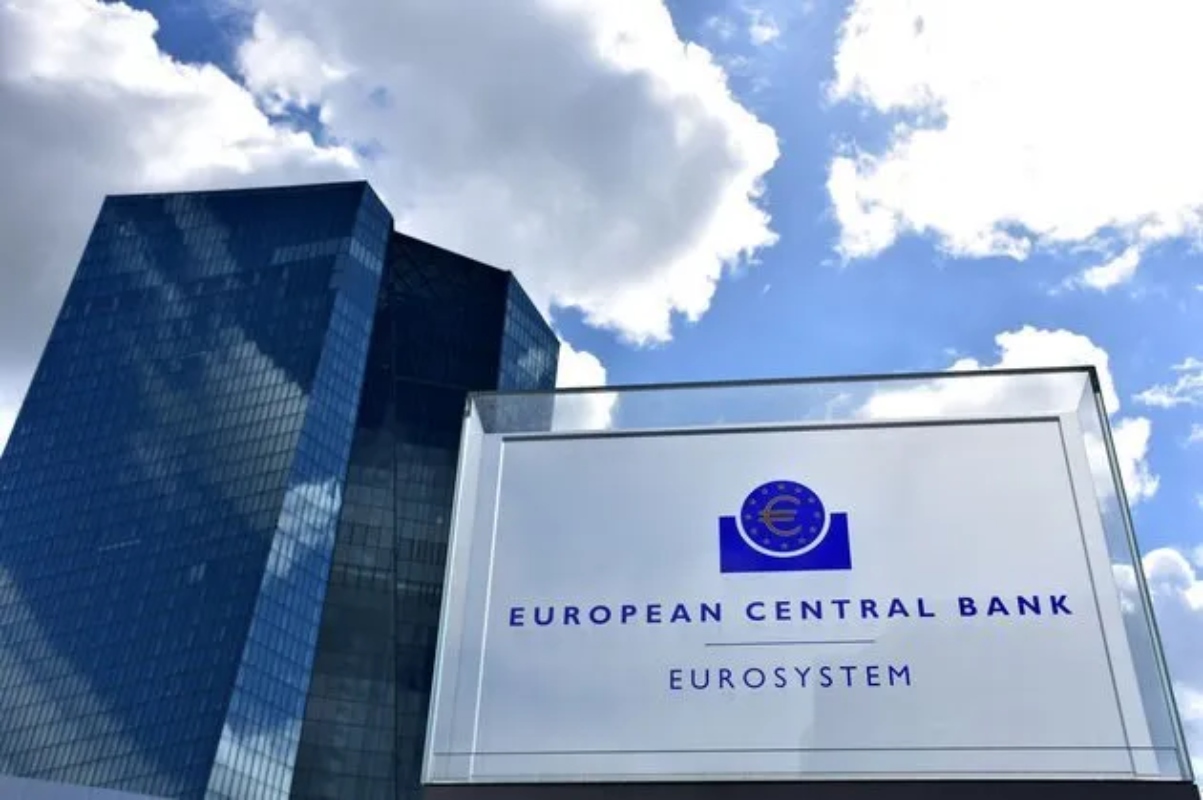 EKT: «Καμπανάκι» για το 1 τρισ. επενδύσεων σε εμπορικά ακίνητα
