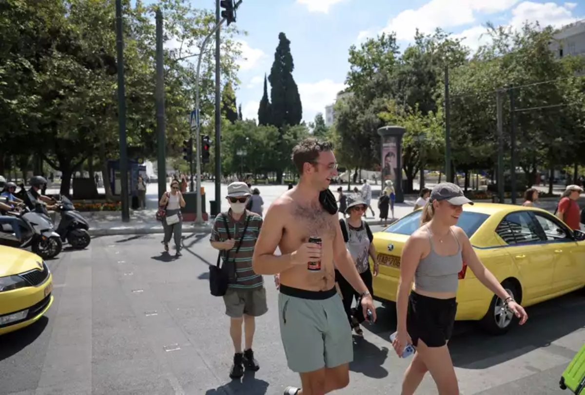 Έρχεται το πιο θερμό καλοκαίρι στην Ελλάδα; Τι λένε Λέκκας και Ζάνης
