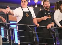 MasterChef: Αναβίωση του… «κρατς» στη μονομαχία ανάμεσα σε Στέφανο και Μαρία