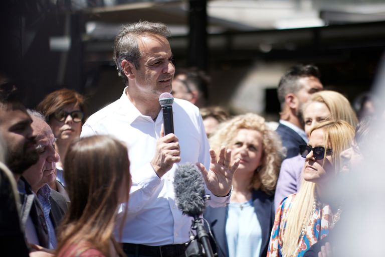 Ολικό come back για Μητσοτάκη και ΝΔ σε προ των Τεμπών επίπεδα