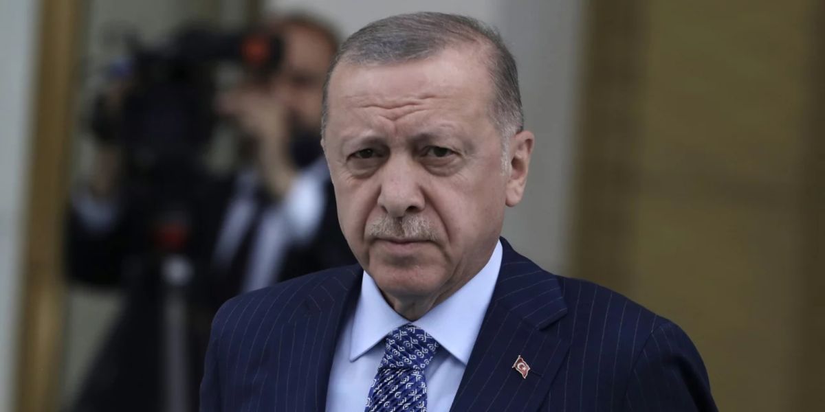 Το πρώτο μήνυμα Ερντογάν: Ελπίζουμε σε ιστορική νίκη στον δεύτερο γύρο