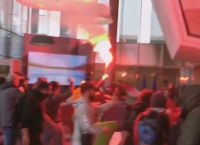 Γαλλία: Διαδηλωτές εισέβαλαν στα γραφεία του Χρηματιστηρίου