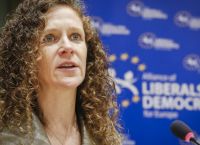 Οργή Ιντ’ Βελντ για την κατάργηση της συζήτησης για το κράτος Δικαίου σε Ισπανία, Ελλάδα, Μάλτα