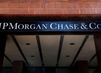 JP Morgan: Ουδέτερη για την Ελλάδα μέχρι να περάσει ο πολιτικός “θόρυβος”