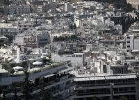 «Χειρόφρενο» τραβάνε τράπεζες και εταιρείες διαχείρισης – «Παγώνουν» για ακίνητα κάτω των 100.000 ευρώ