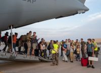 Η Ισπανία απομάκρυνε περίπου 100 ανθρώπους από το Σουδάν
