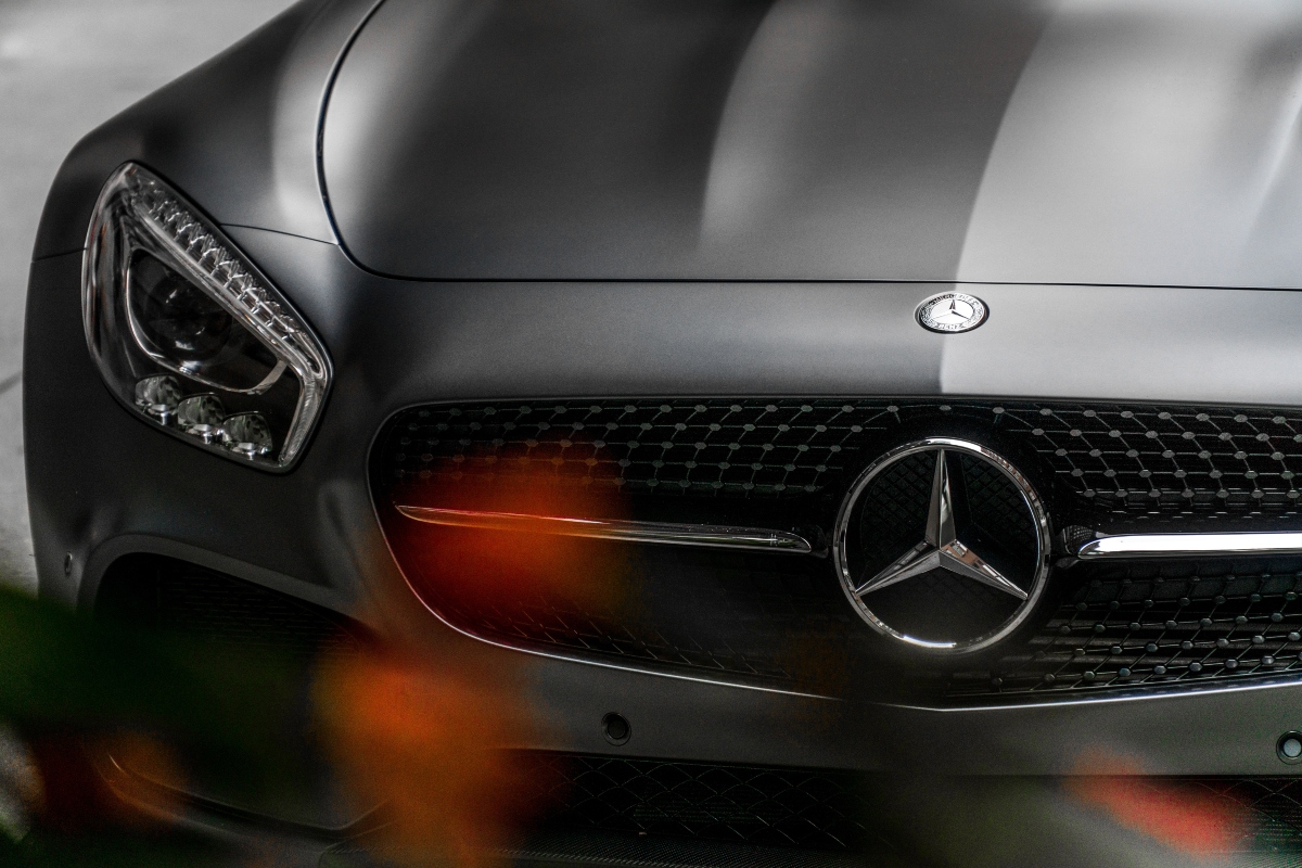 Porsche, Mercedes και GM στοιχηματίζουν σε μπαταρίες με άνοδο από πυρίτιο