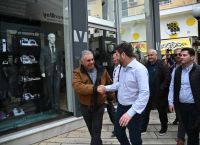 Ανδρουλάκης: «Ο κ. Μητσοτάκης ας αφήσει τις θεωρίες συνωμοσίας και ας απαντήσει για το σταθμάρχη»