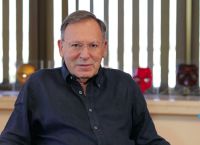 Ανδρέας Φουστάνος: «Δεν έχουμε βρεθεί όλοι μαζί με Νατάσα και Μενεγάκη μετά τα διαζύγια»