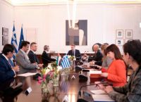 Μητσοτάκης: Συναντήθηκε με τον υπουργό Εξωτερικών των ΗΑΕ