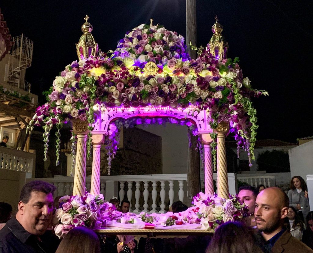 Τι ώρα βγαίνει ο Επιτάφιος για την περιφορά