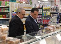 Άδωνις για το καλάθι του νοικοκυριού: Όχι μόνο οι τιμές μένουν σταθερές, αλλά πάνε και προς τα κάτω