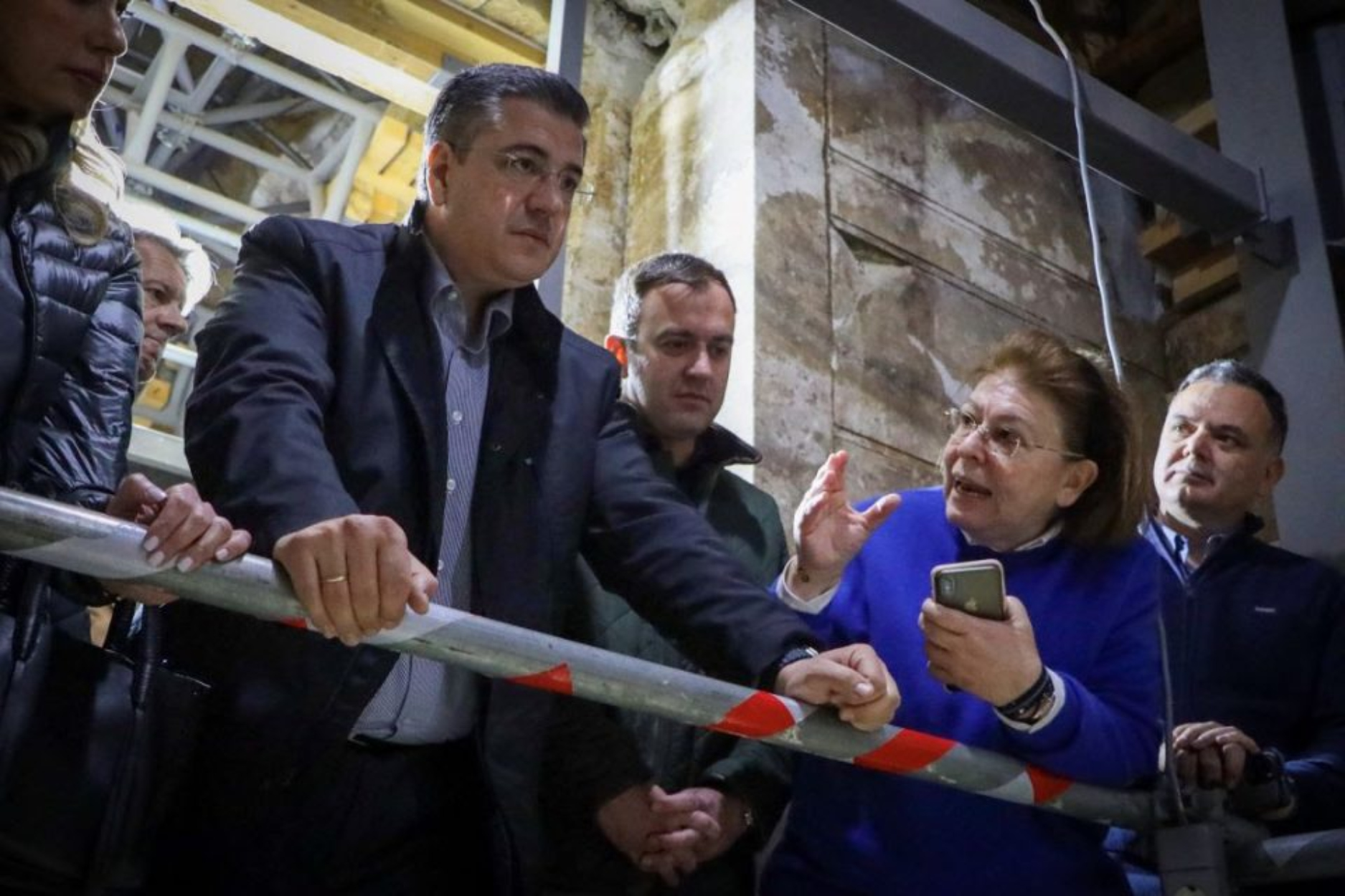 Αυτοψία Τζιτζικώστα και Μενδώνη στο μνημείο του Τύμβου Καστά στην Αμφίπολη