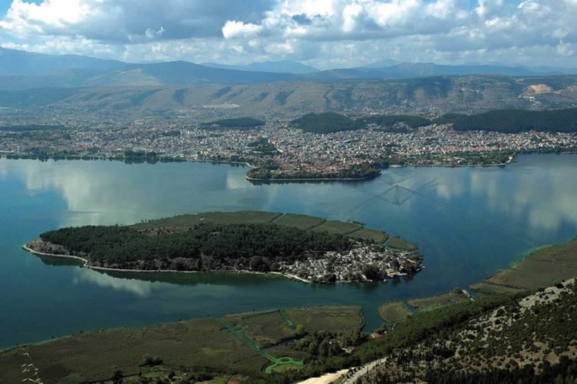Περιφέρεια Ηπείρου: Απαγόρευση αλιείας στη λίμνη Παμβώτιδα