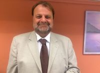 Λάζαρος Λασκαρίδης: Δίνει μάχη για τα ζωή του ο δήμαρχος Καλλιθέας – Έπεσε από το μπαλκόνι
