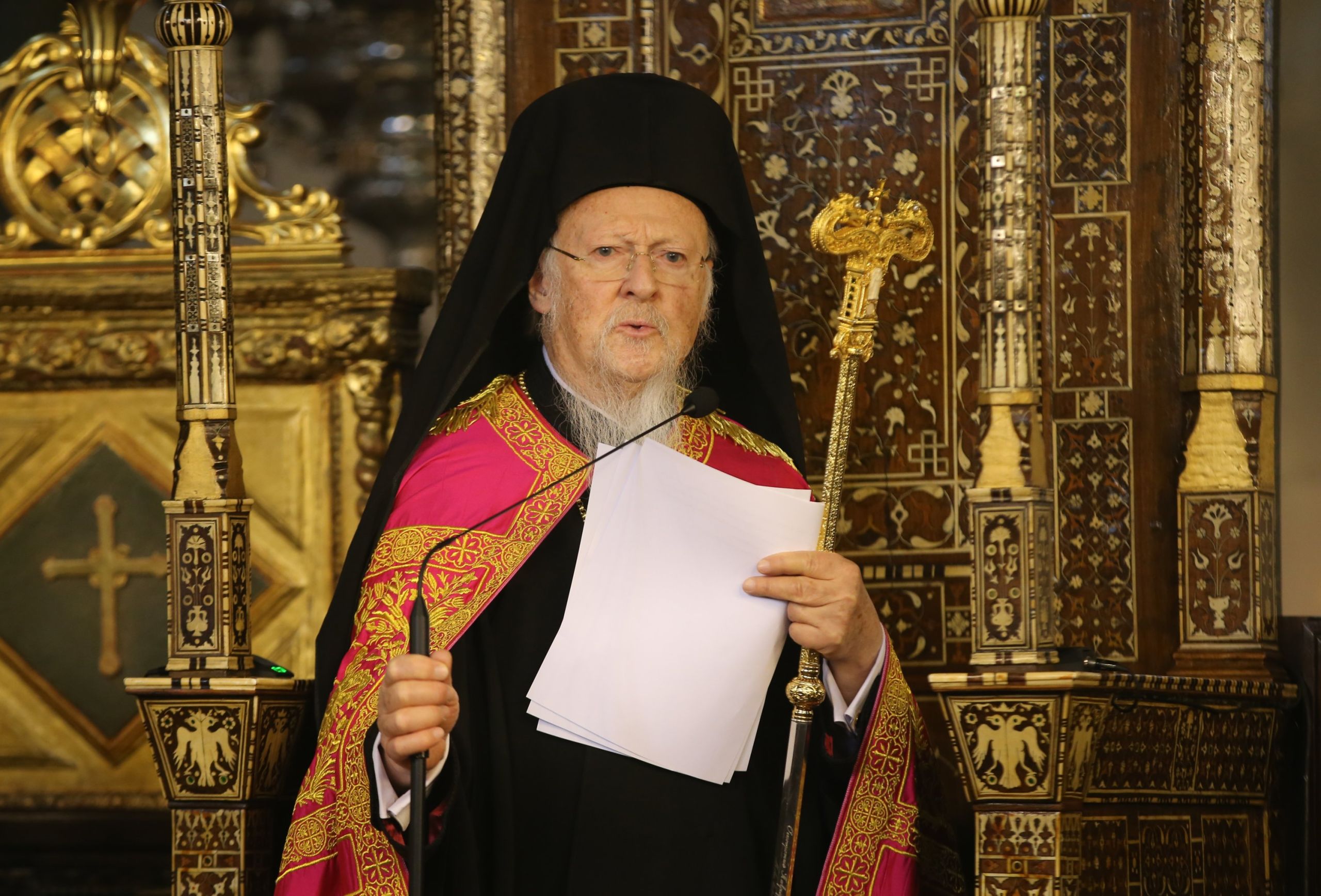 City of Athens presents Patriarch Bartholomew with its highest distinction