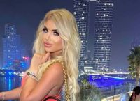 Αναστασία Τερζή: Από γήπεδο σε γήπεδο η εντυπωσιακή τραγουδίστρια!