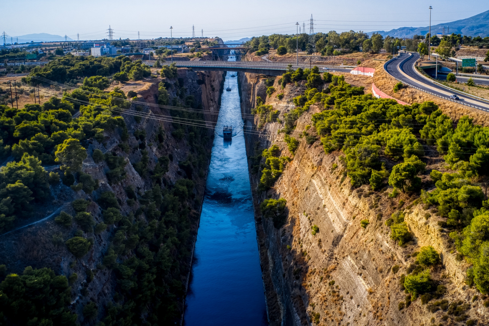 Corinth Canal reopens for traffic on June 1