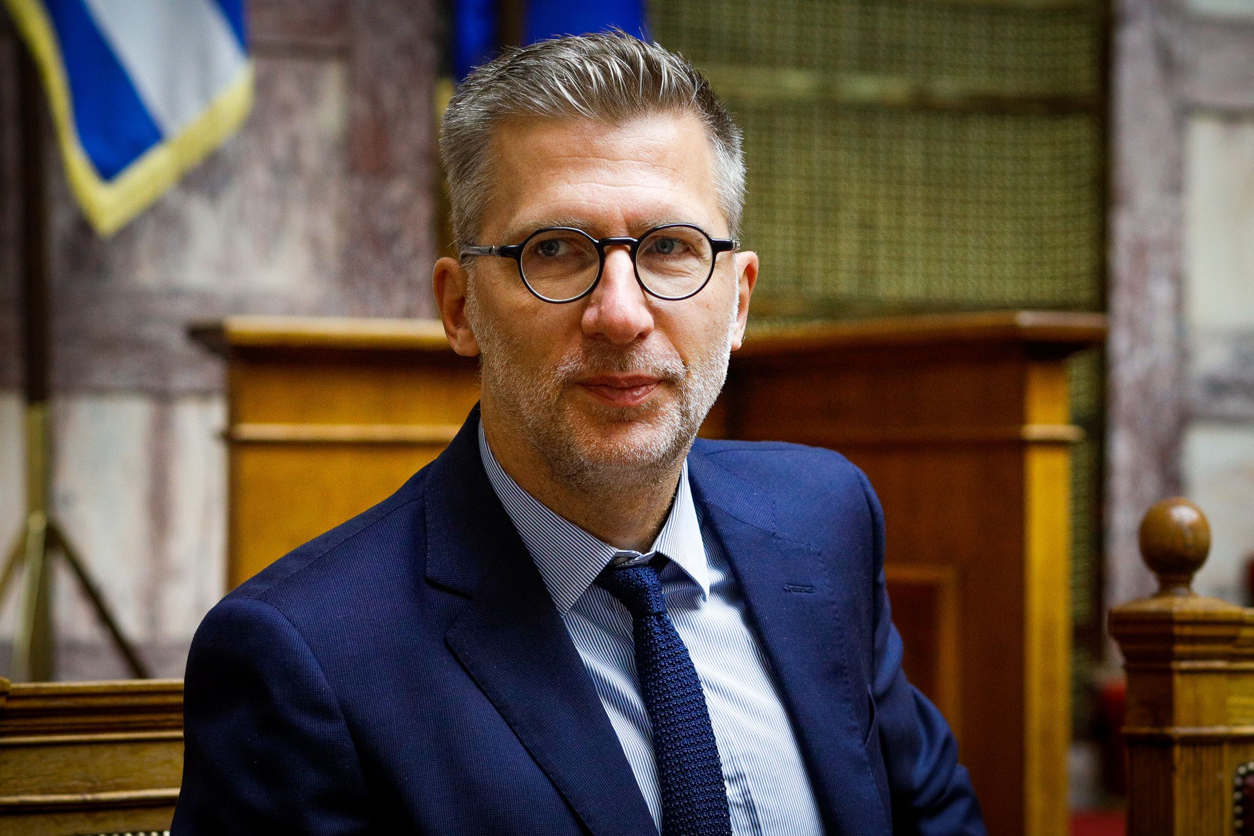 Εύσημα για τη μεγάλη νίκη της ΝΔ και τον γραμματέα