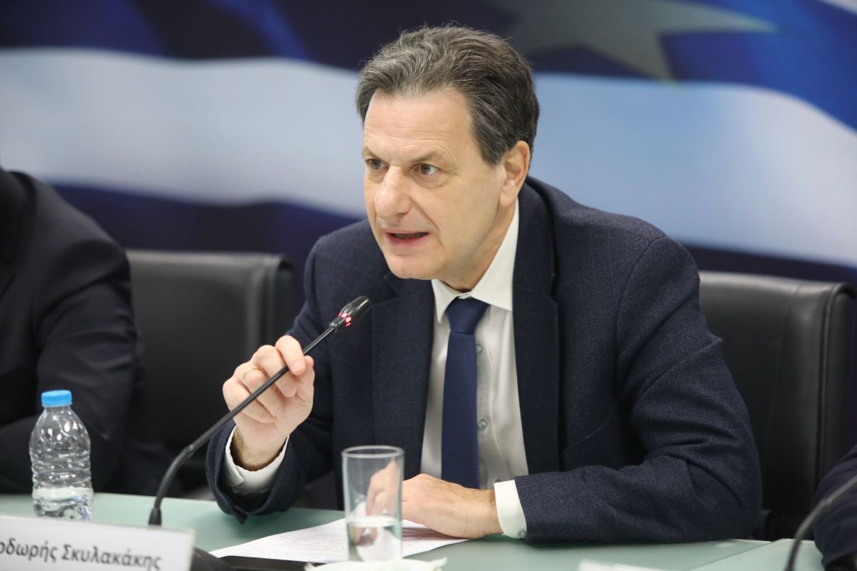 Σκυλακάκης: H Ελλάδα θα λάβει επενδυτική βαθμίδα εάν δεν υπάρξει ανατροπή 25 Ιουνίου